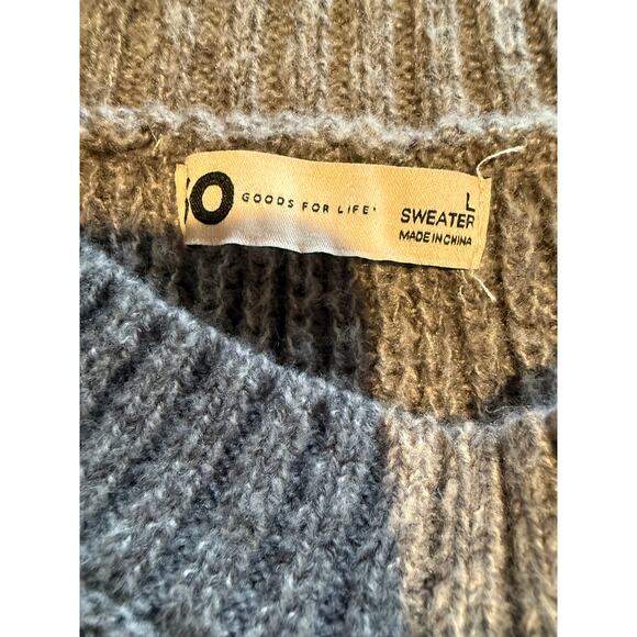 SO Sweater - Picture 3 of 3